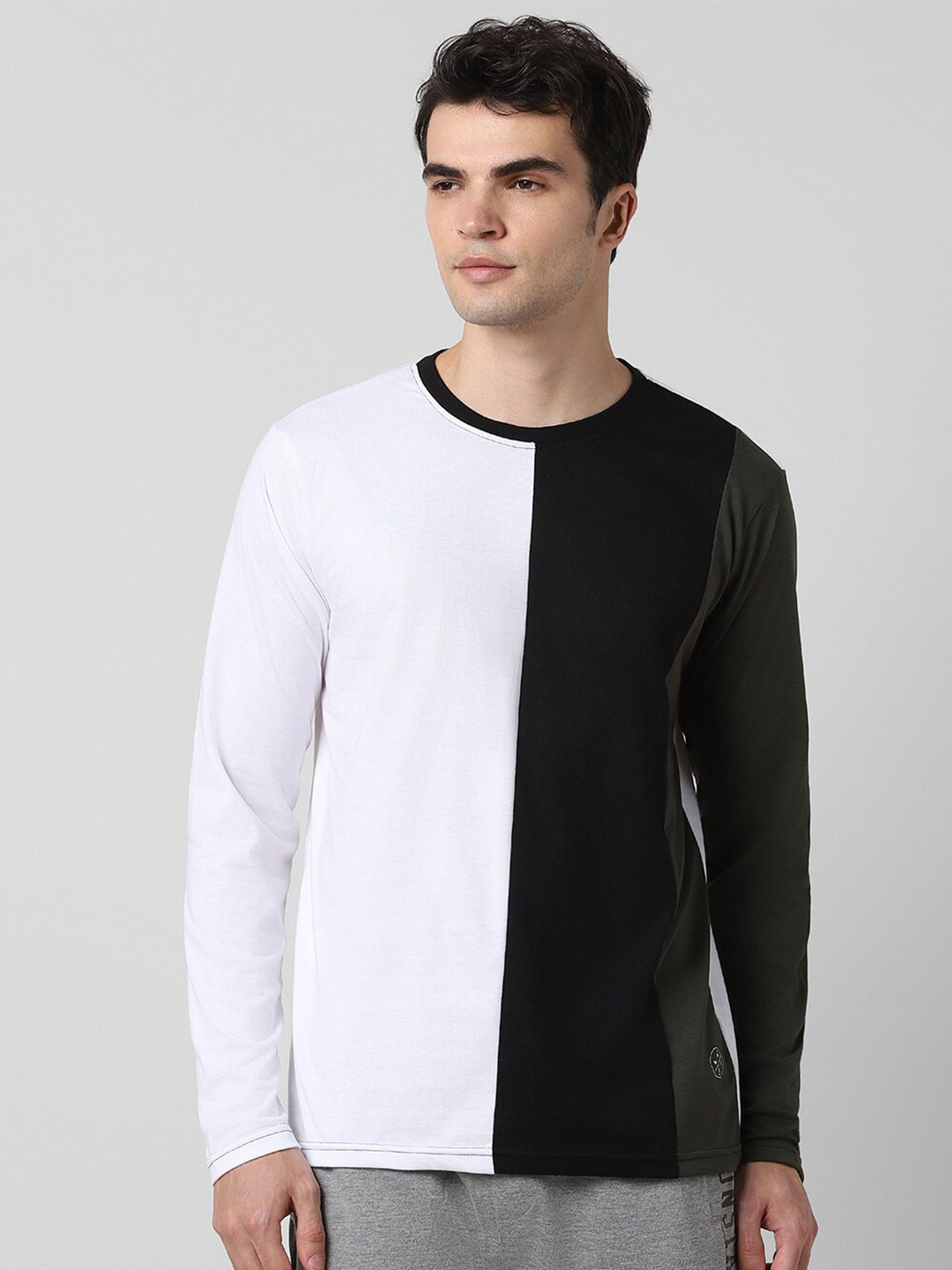 

Pantaloons Colourblocked Round Neck Long Sleeve Pure Cotton Regular T-shirt, Black