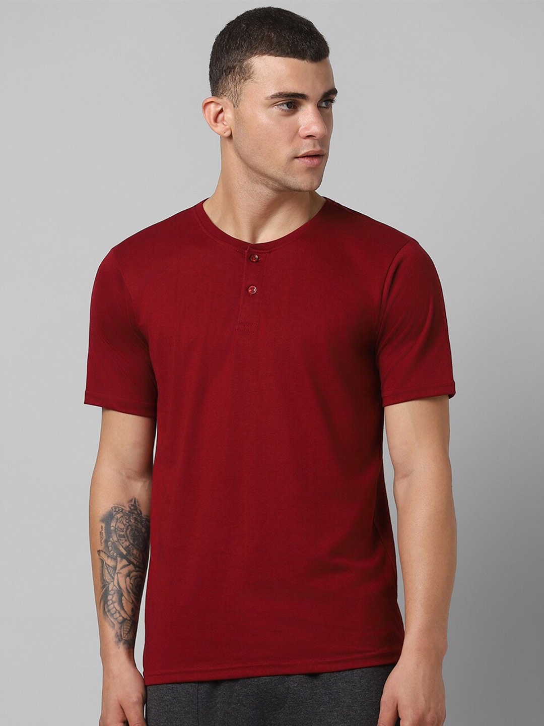 

Pantaloons Round Neck Regular Fit Cotton Casual T-shirt, Red
