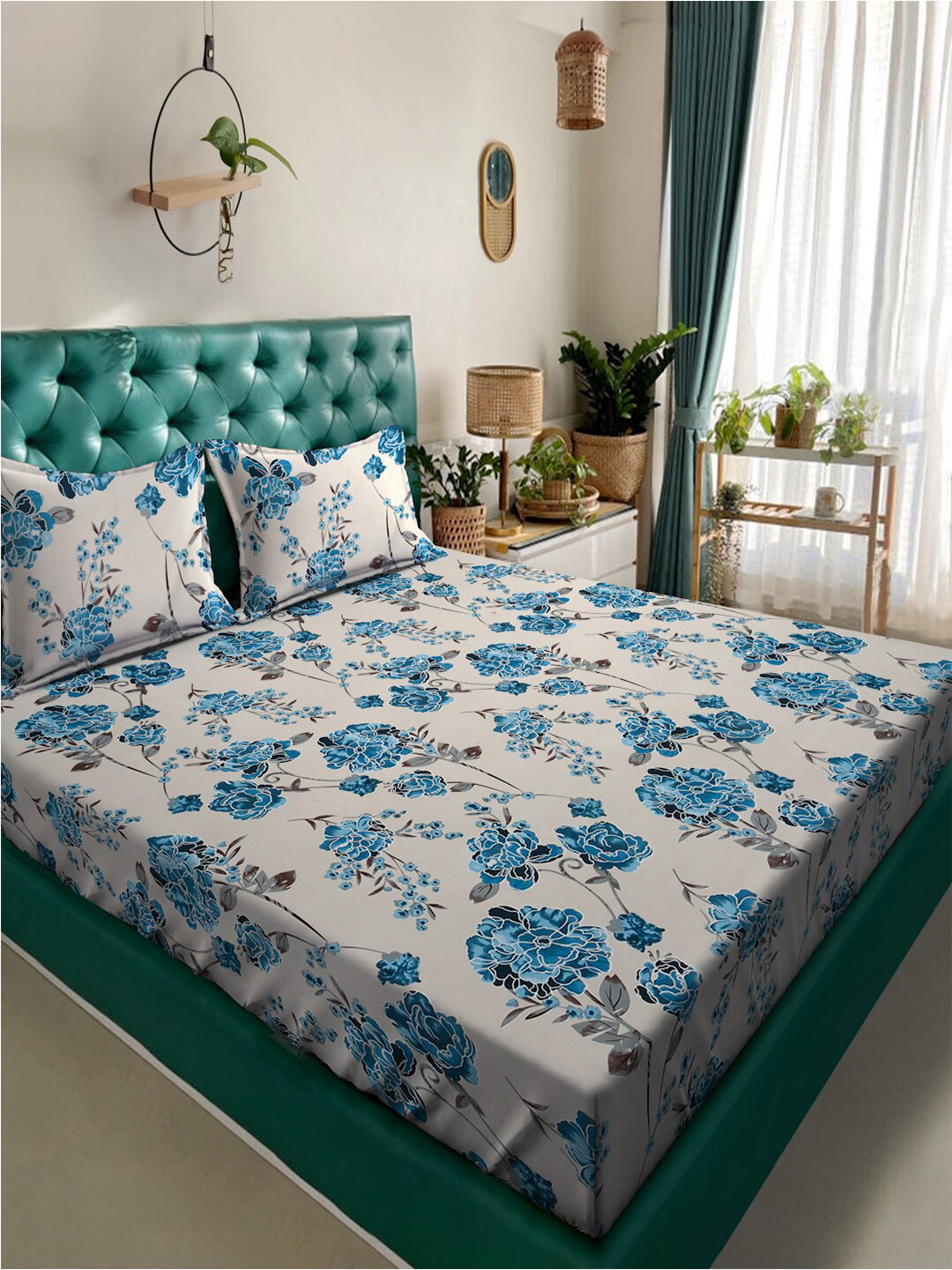 

Alina decor Beige & Blue Floral Printed 210 TC King Bedsheet With 2 Pillow Covers