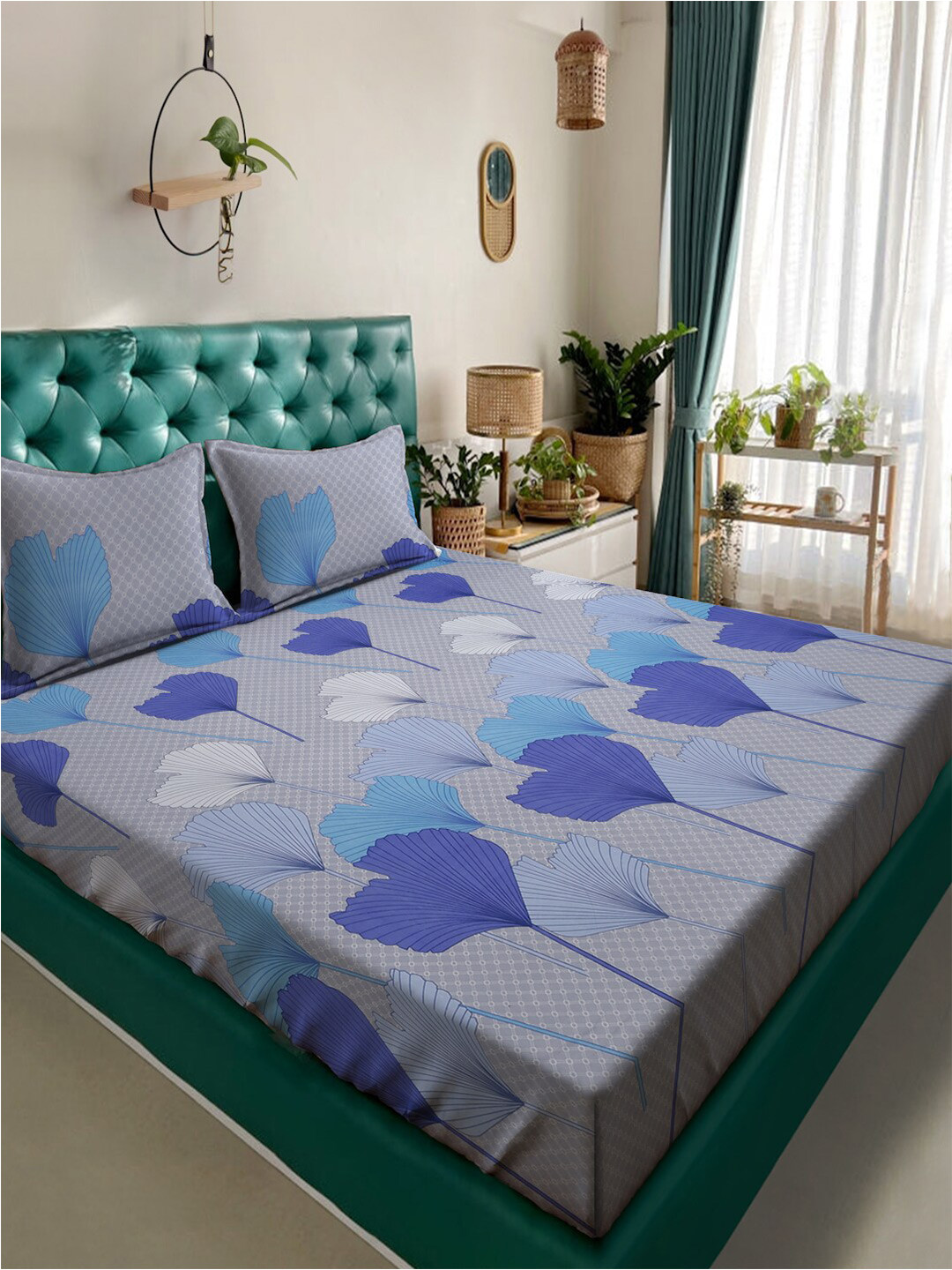 

Alina decor Grey & Blue Floral Printed 210 TC King Bedsheet With 2 Pillow Covers