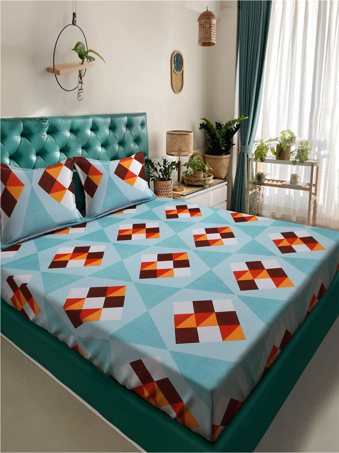 

Alina decor Blue & Orange Geometric Printed 210 TC King Bedsheet With 2 Pillow Covers