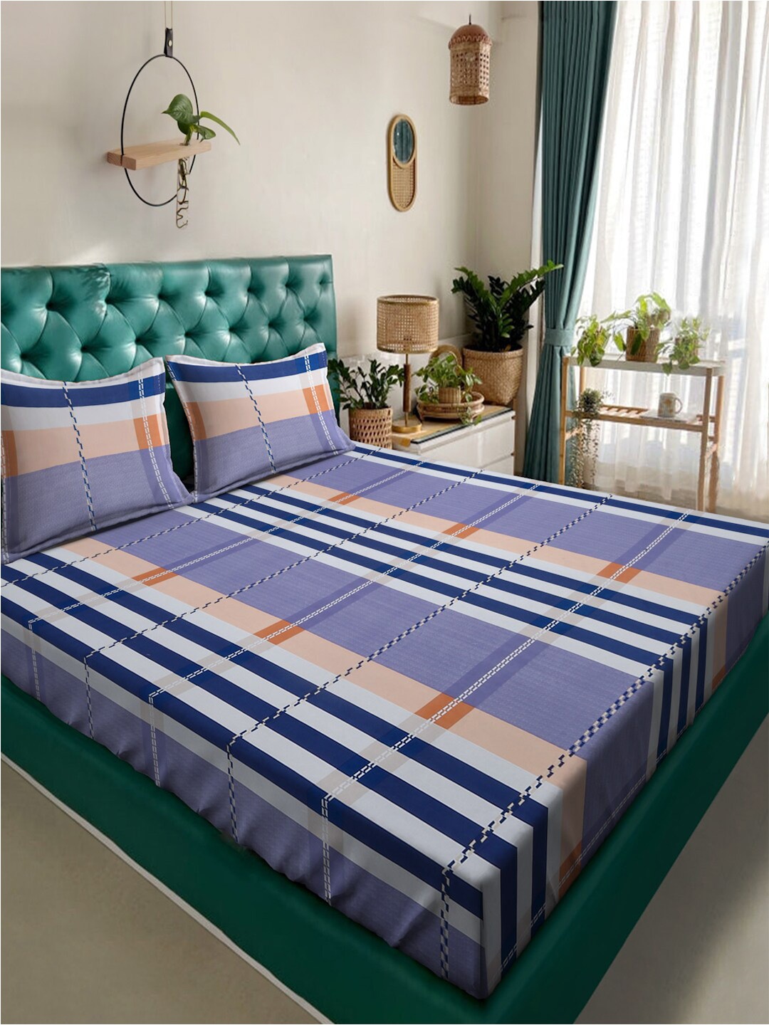 

Alina decor Violet & Beige Geometric 210 TC King Bedsheet with 2 Pillow Covers