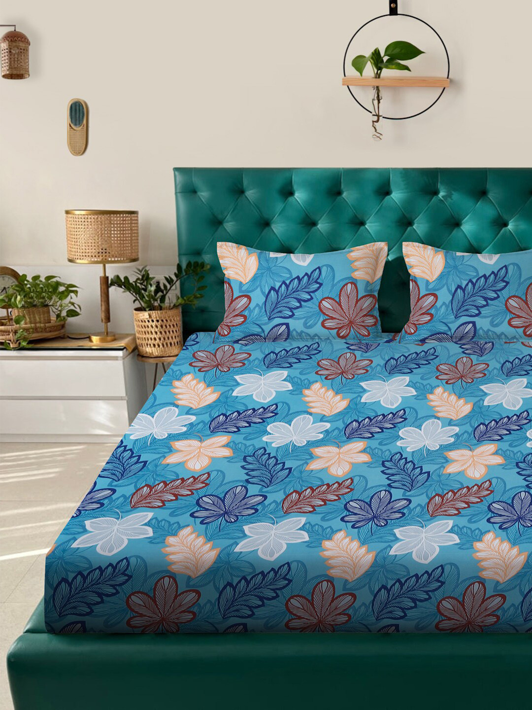 

Alina decor Blue & Red Floral Polycotton 210 TC King Bedsheet With 2 Pillow Covers