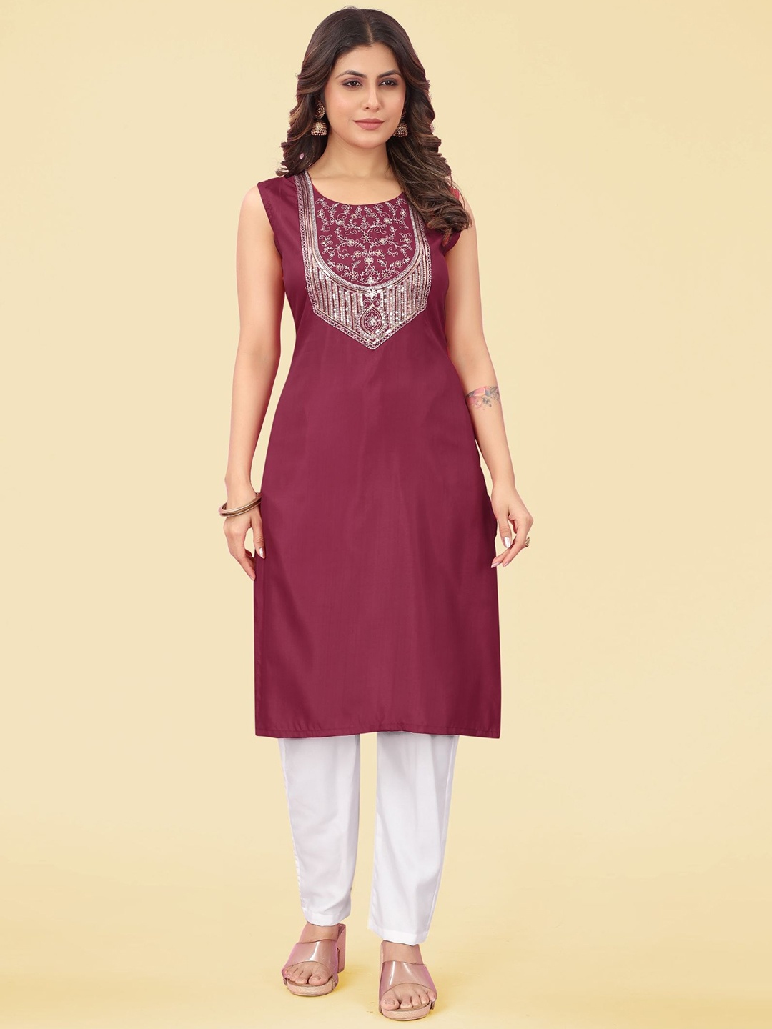 

KALINI Ethnic Motifs Yoke Design Sequinned Kurta with Trousers, Maroon