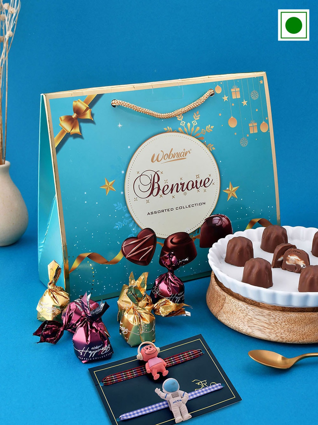 

Hyperfoods Kids Rakhi with Benrove Chocolate Bag, Red