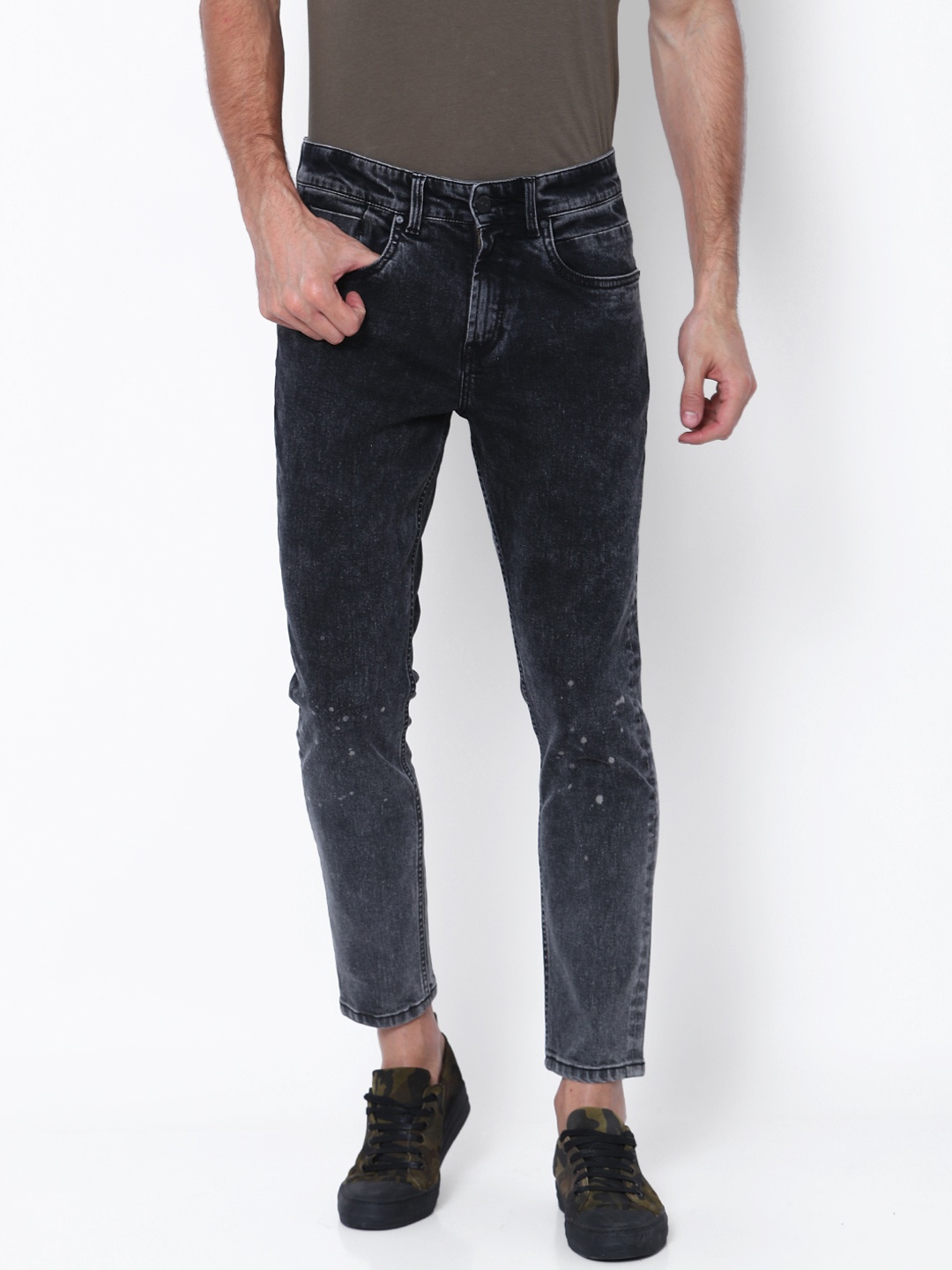 

LOCOMOTIVE Men Black Tapered Fit Mid-Rise Clean Look Jeans