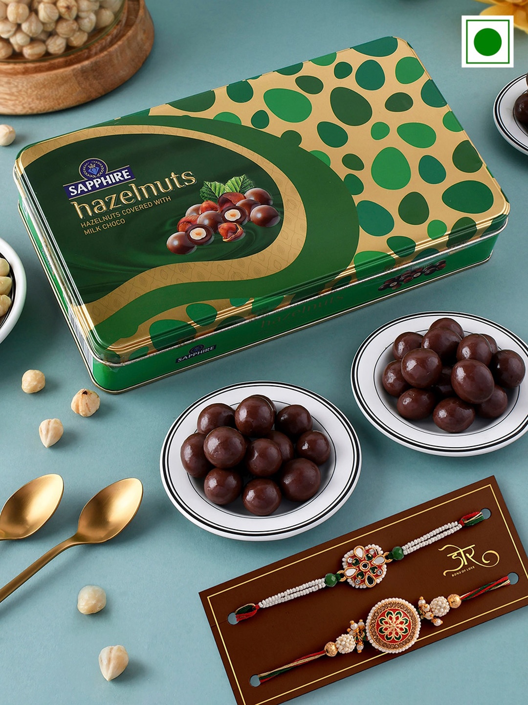

Hyperfoods Sapphire Chocolate HazelNut With 2 Rakhi 175g, Red