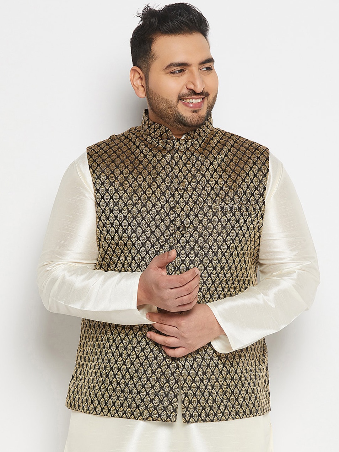 

VASTRAMAY Woven Design Mandarin Collar Nehru Jackets, Black