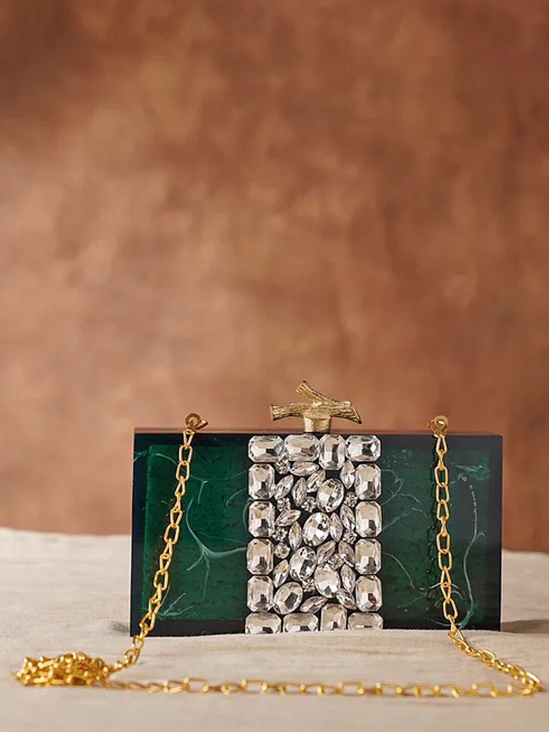 

Jalwa Art Embellished Box Clutch With Shoulder Strap, Green