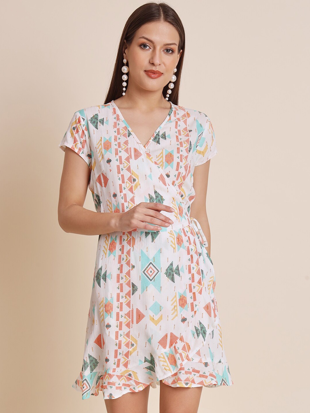 

HERE&NOW White Geometric Printed V-Neck Fit & Flare Dress