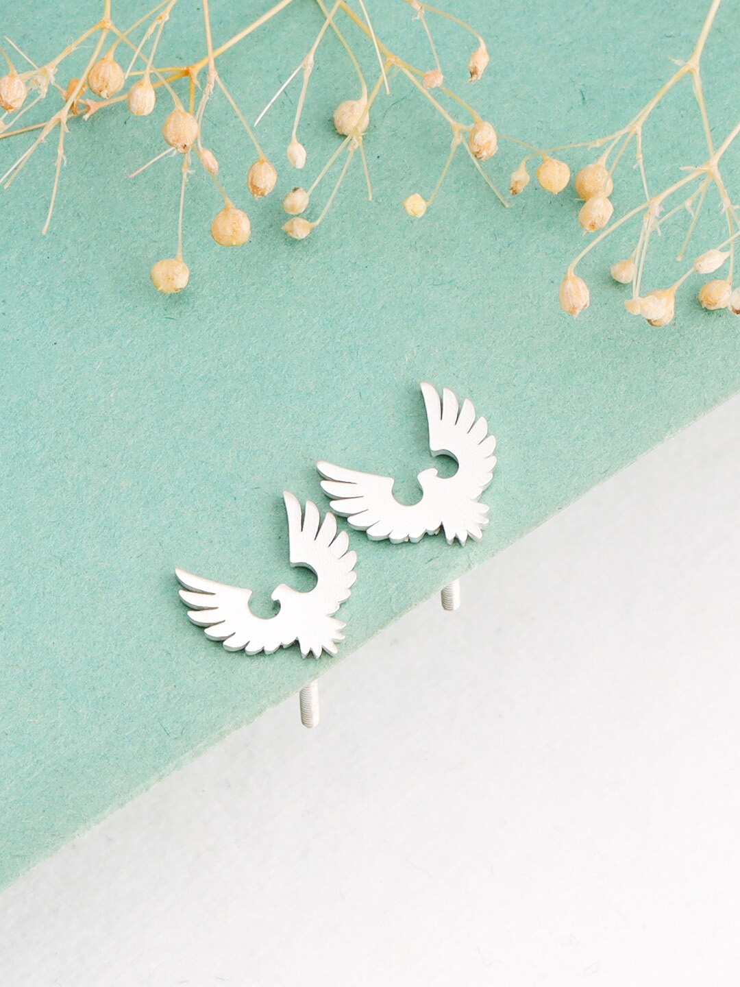 

GIVA 925 Sterling Silver Rhodium-Plated Contemporary Studs Earrings