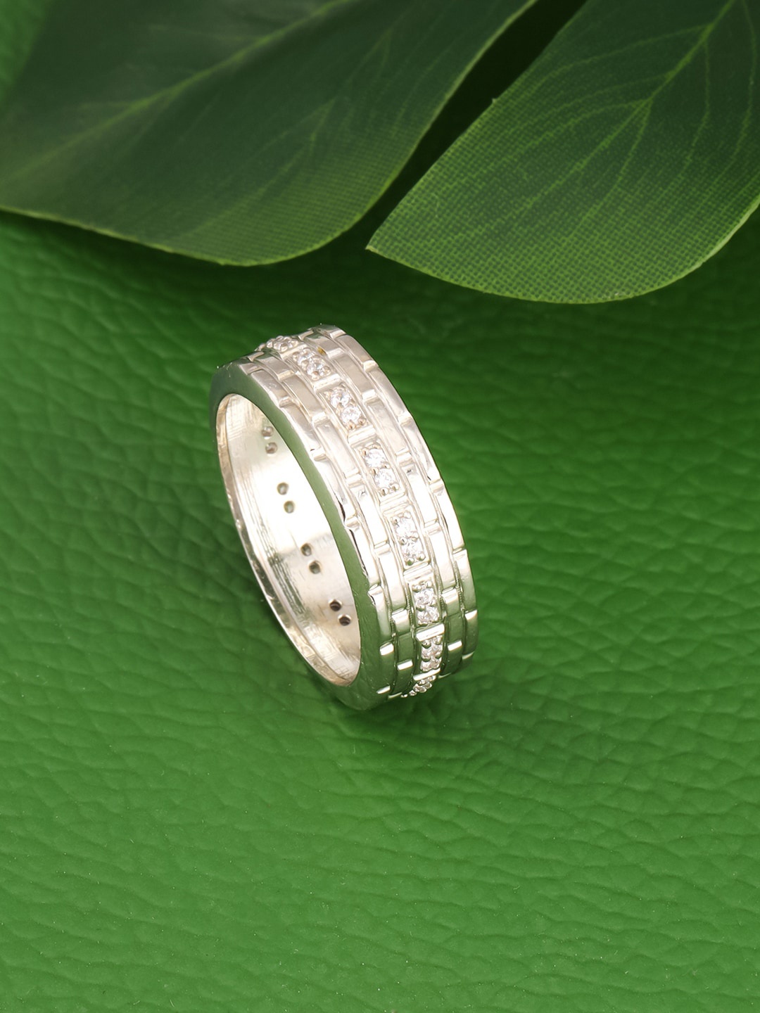

GIVA 925 Sterling Silver Rhodium-Plated Cubic Zirconia-Studded Ring