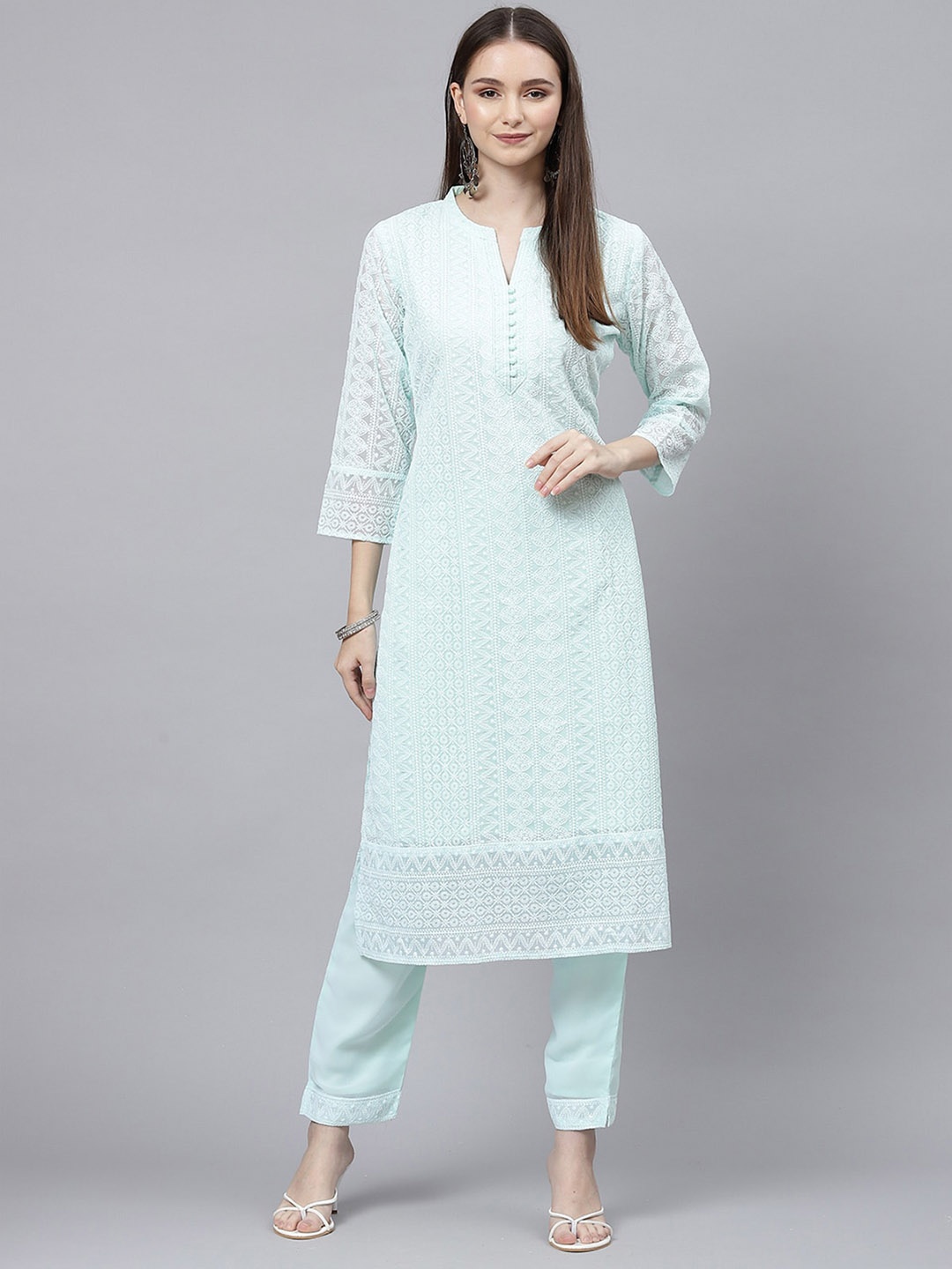 

ODETTE Ethnic Motifs Embroidered Straight Kurta, Sea green