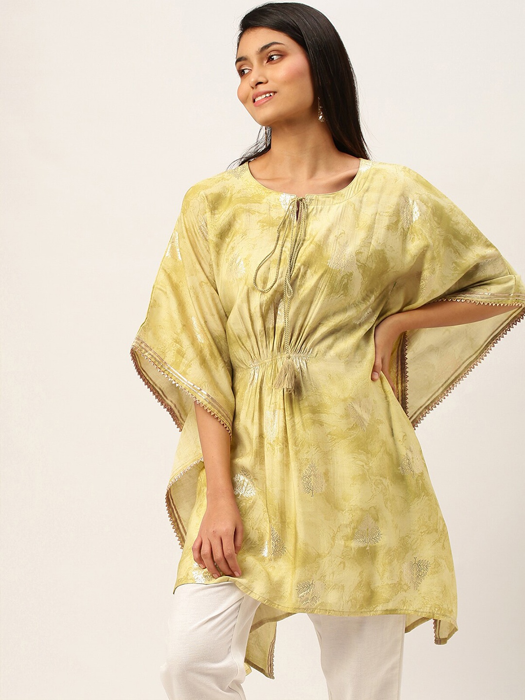 

ODETTE Women Green Printed Keyhole Neck Flared Sleeves Thread Work Kurta