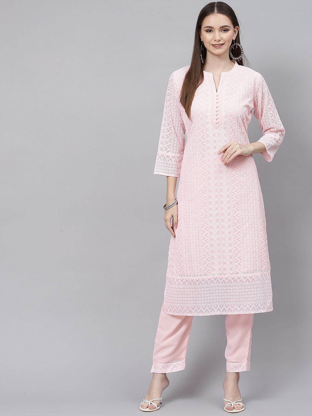 

ODETTE Ethnic Motifs Embroideried Straight Kurta, Pink