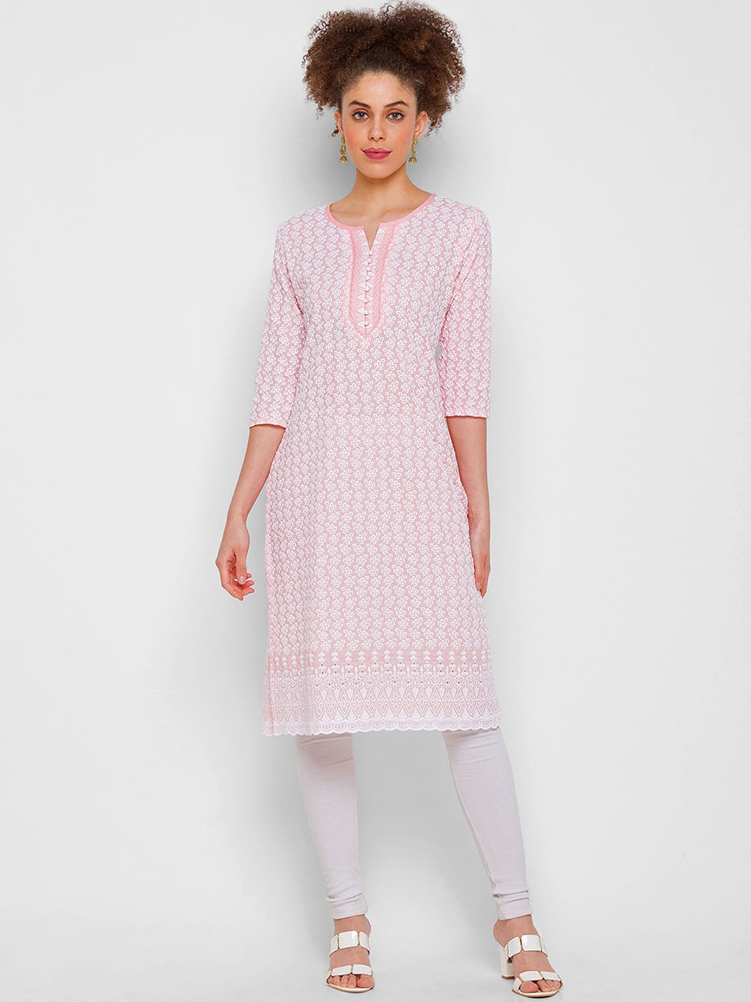 

ODETTE Floral Embroidered Straight Kurta, Pink