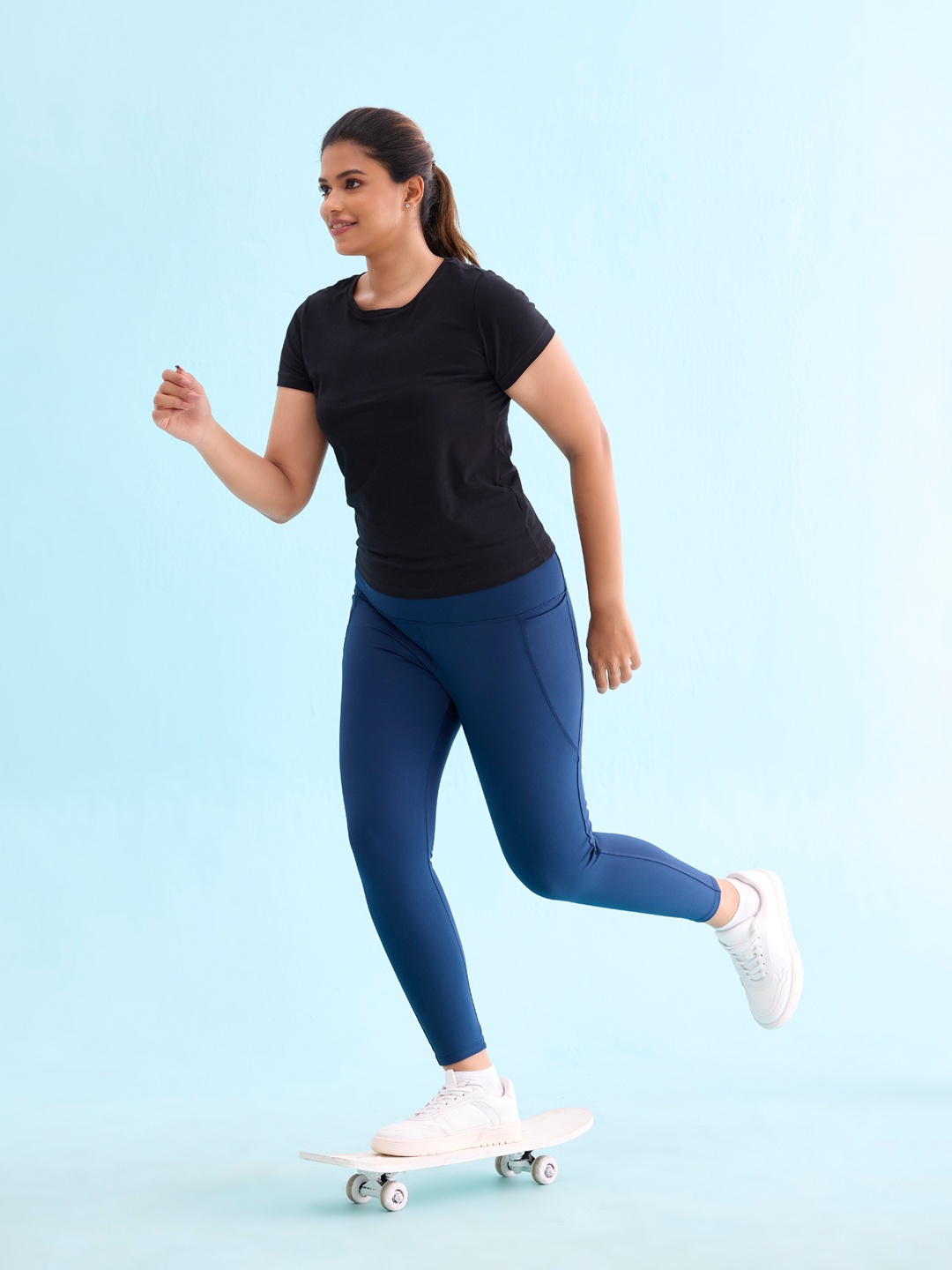 

Go Colors Plus Size High-Rise Fitness Ankle Length Tights, Teal