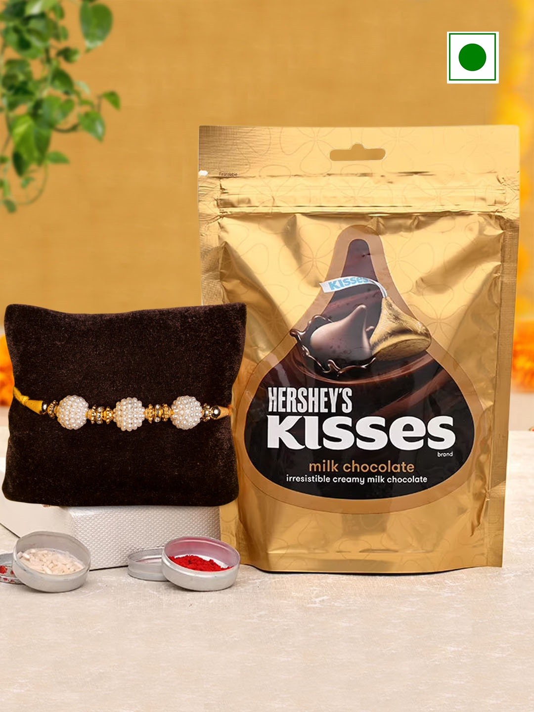 

TIED RIBBONS Rakhi with Hersheys Kisses Chocolate Gift Pack, Gold