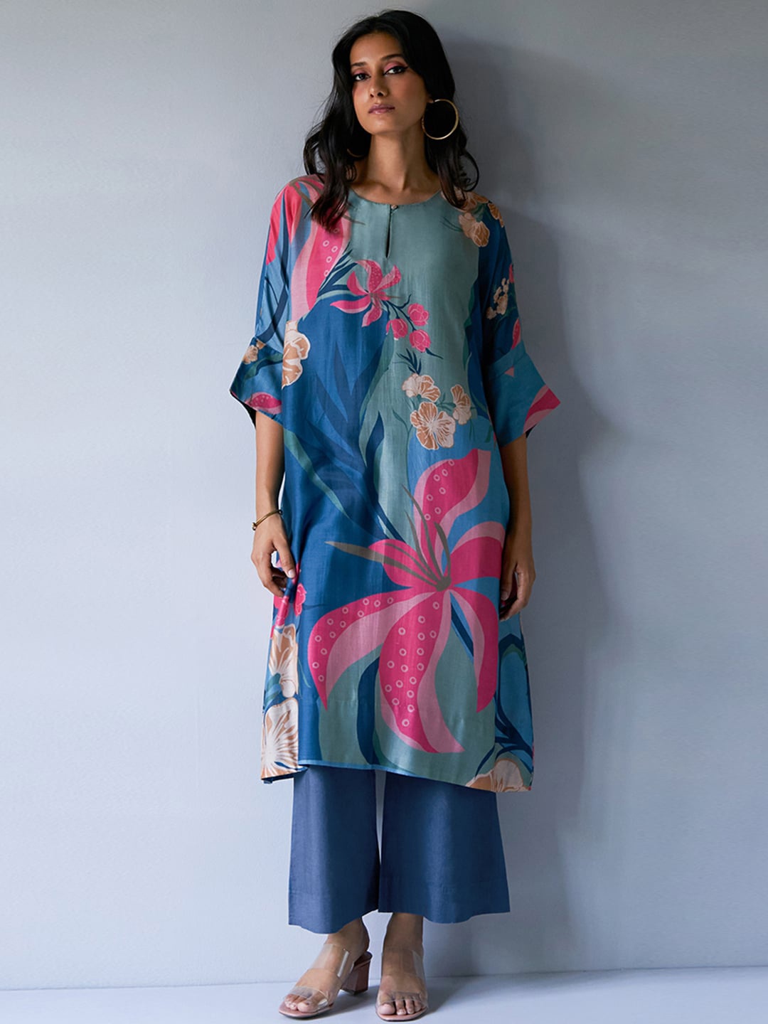 

Ganga Floral Printed Keyhole Neck A-Line Kurta with Palazzos, Sea green