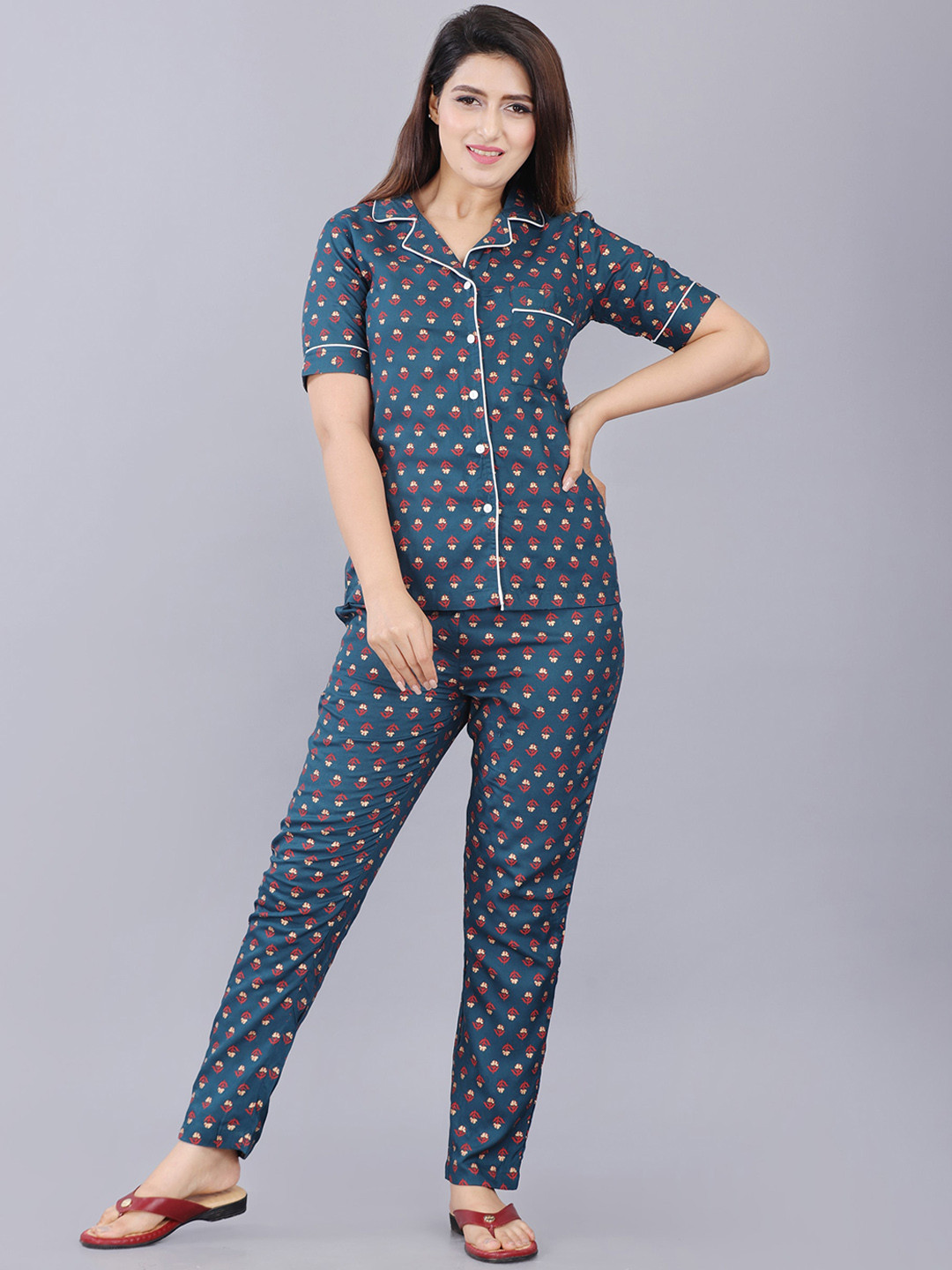 

TREND ME Floral Printed Lapel Collar Night suit, Blue