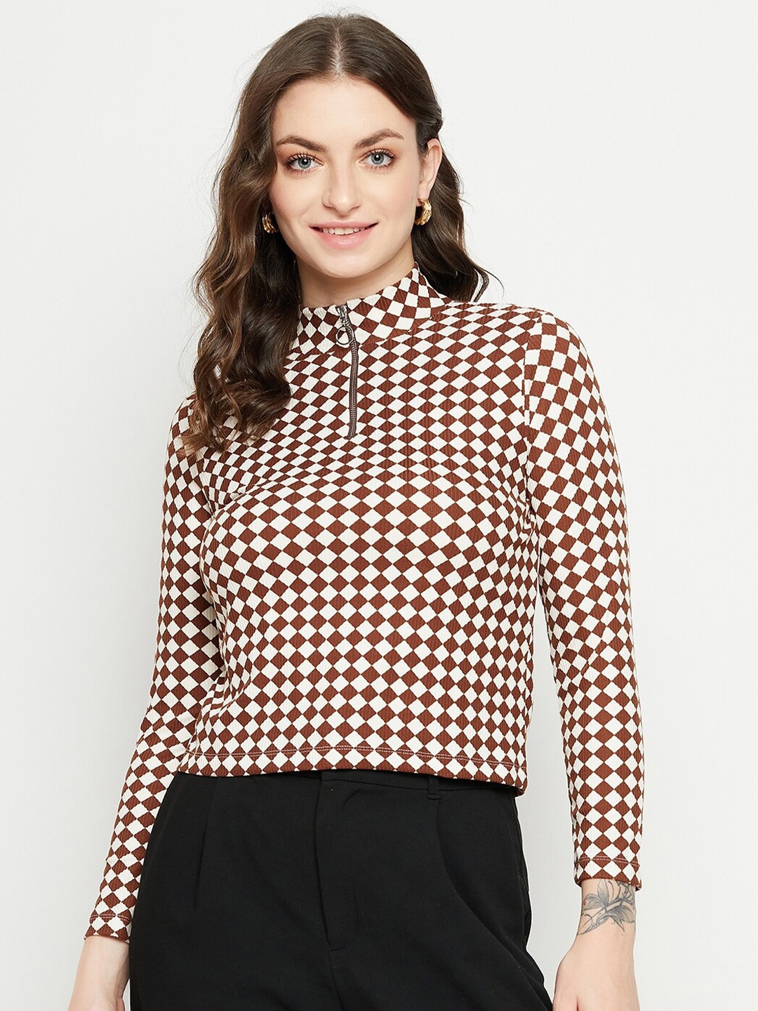 

Madame Checked High Neck Regular Top, Coffee brown