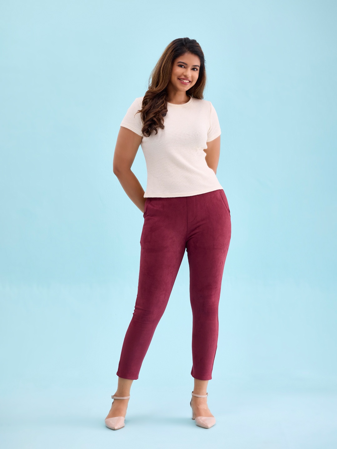 

Go Colors Women Mid Rise Suede Treggings, Maroon