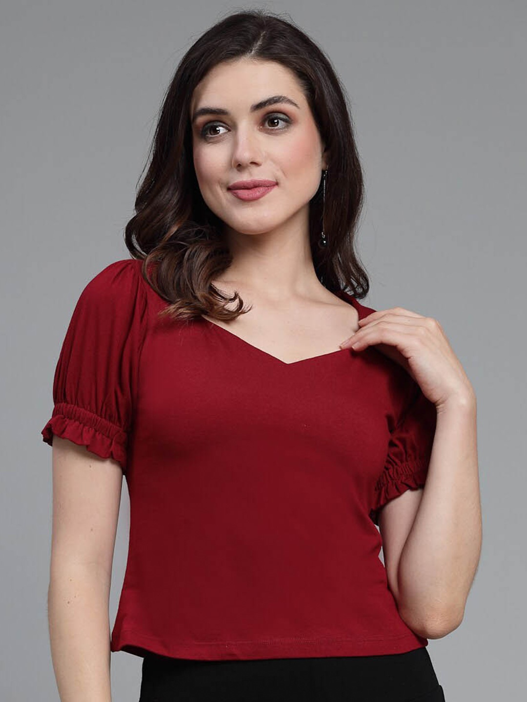 

Style Quotient Maroon Sweetheart Neck Puff Sleeves Cotton Top
