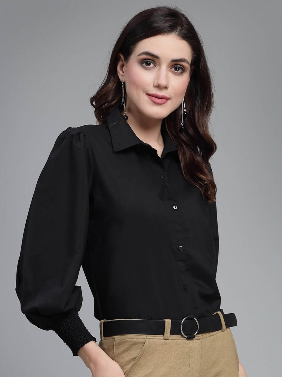 

Style Quotient Smart Black Spread Collar Opaque Formal Shirt