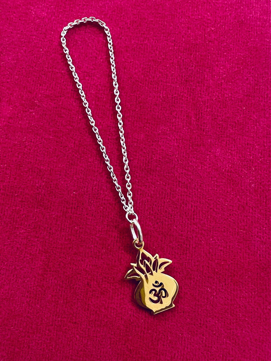 

Arte Jewels 925 Sterling Silver Rakhi