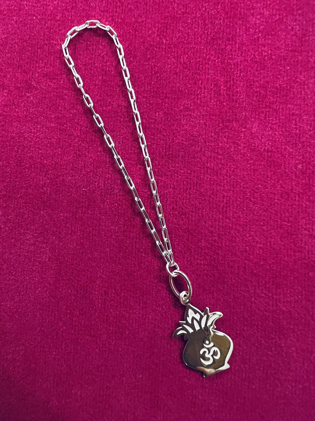 

Arte Jewels 925 Sterling Silver Lumba Rakhi