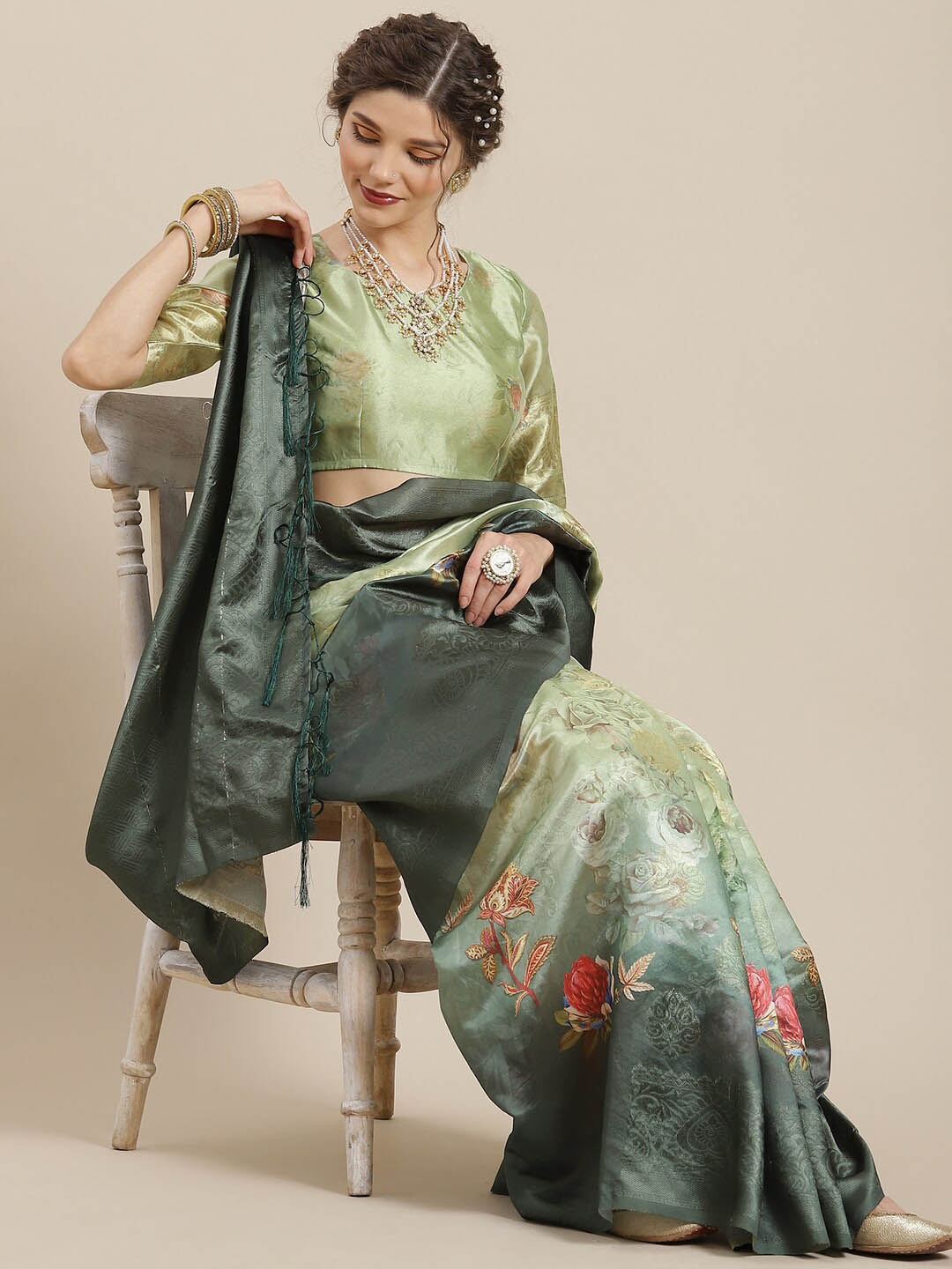 

AKS Woven Design Zari Brocade Banarasi Saree, Green