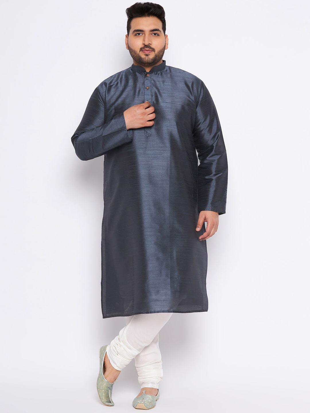 

VASTRAMAY Mandarin Collar Kurta With Churidar, Steel