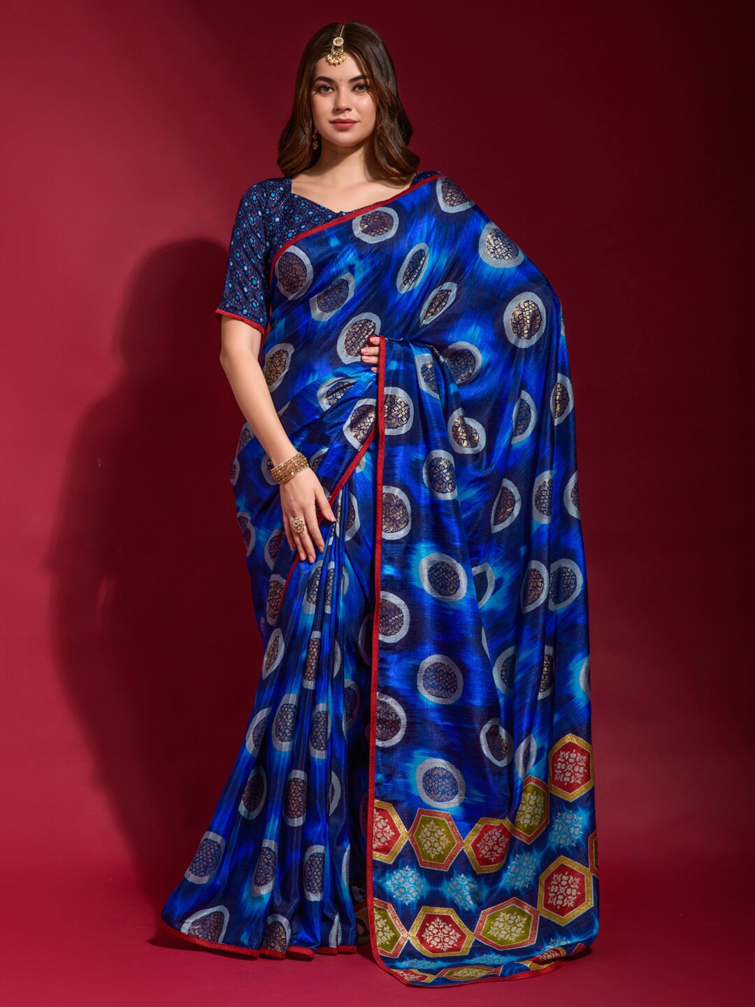 

Anouk Blue & Red Geometric Printed Block Print Saree
