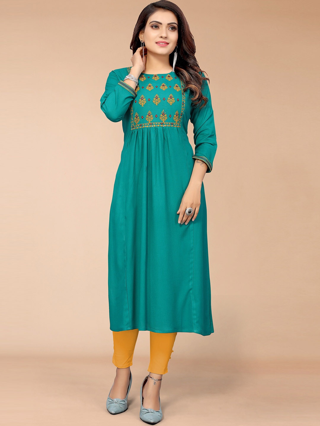 

Anubhutee Ethnic Motifs Embroidered A-Line Kurta, Green