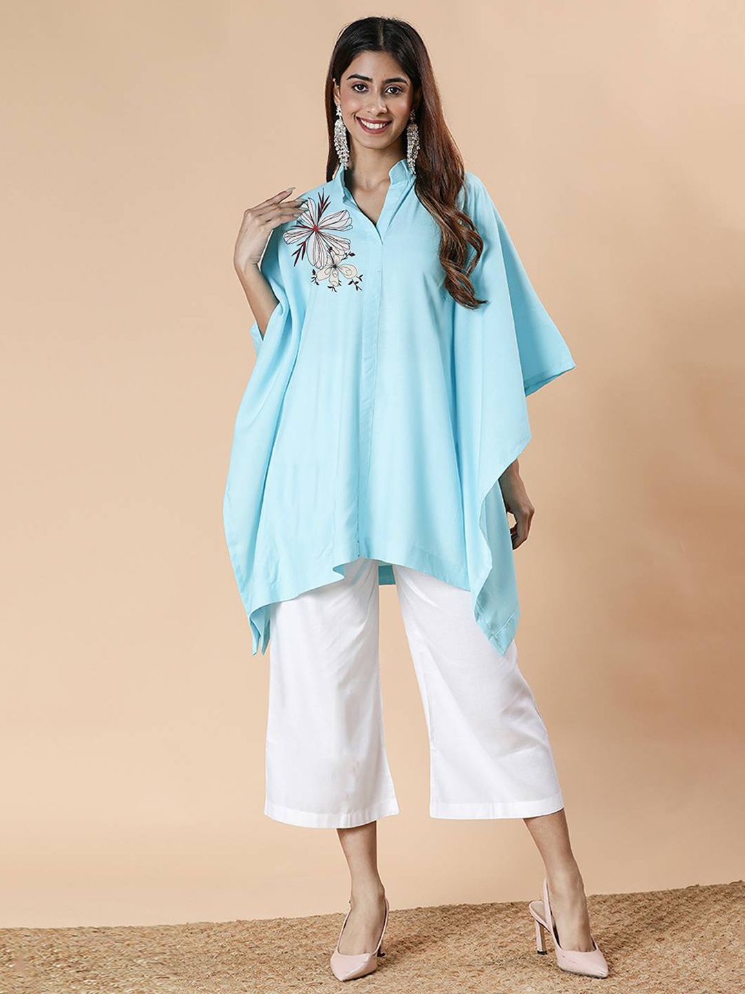 

LetsDressUp Floral Printed Mandarin Collar Flared Sleeves Kaftan Kurta, Blue