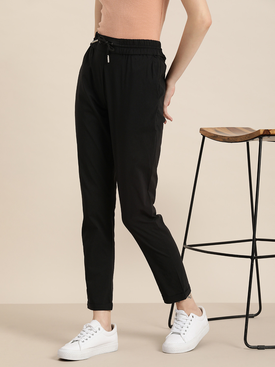 

her by invictus Women Solid Mid-Rise Regular Trousers, Black