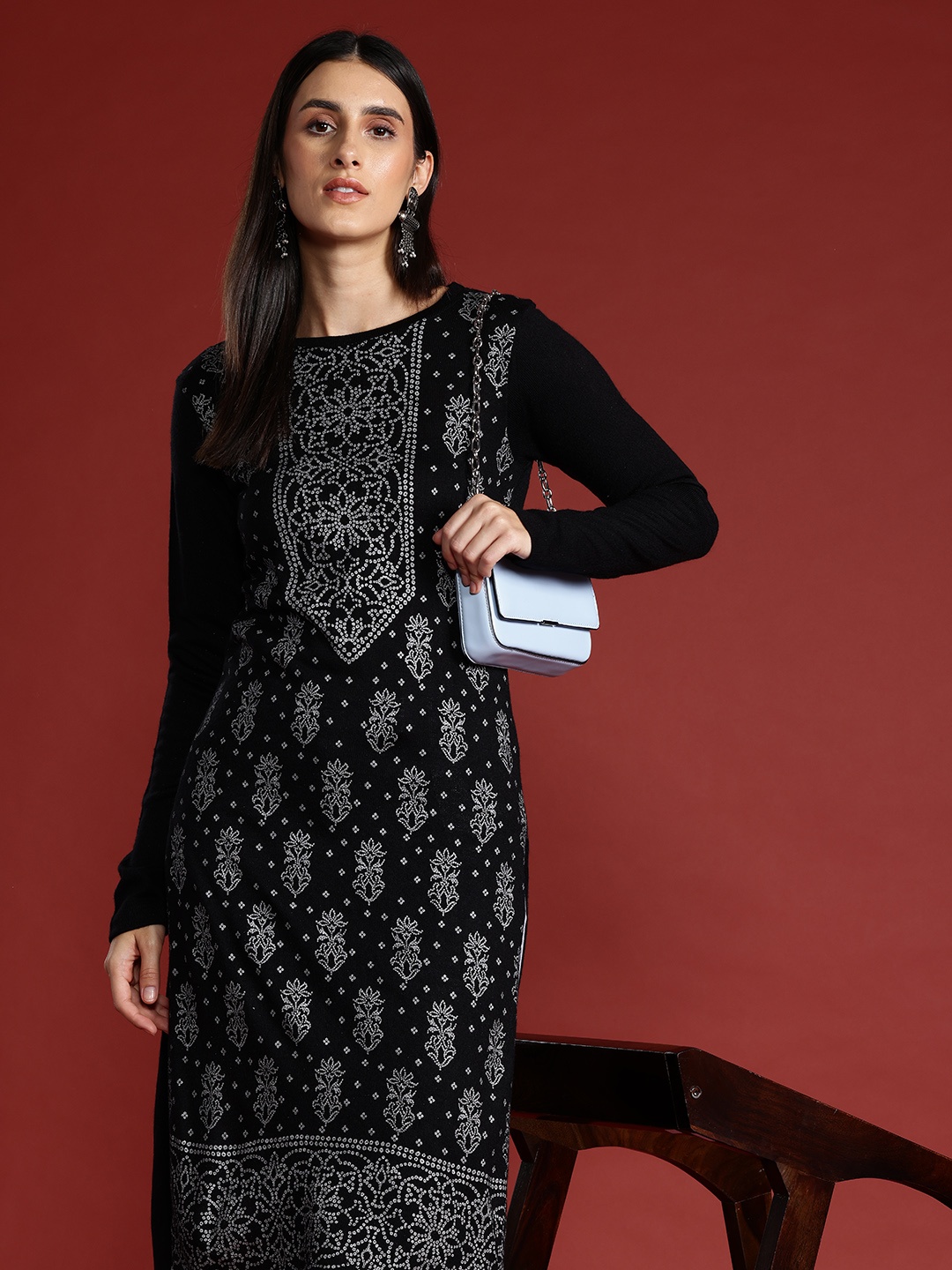 

all about you Women Ethnic Motifs Printed Winter Kurta, Black