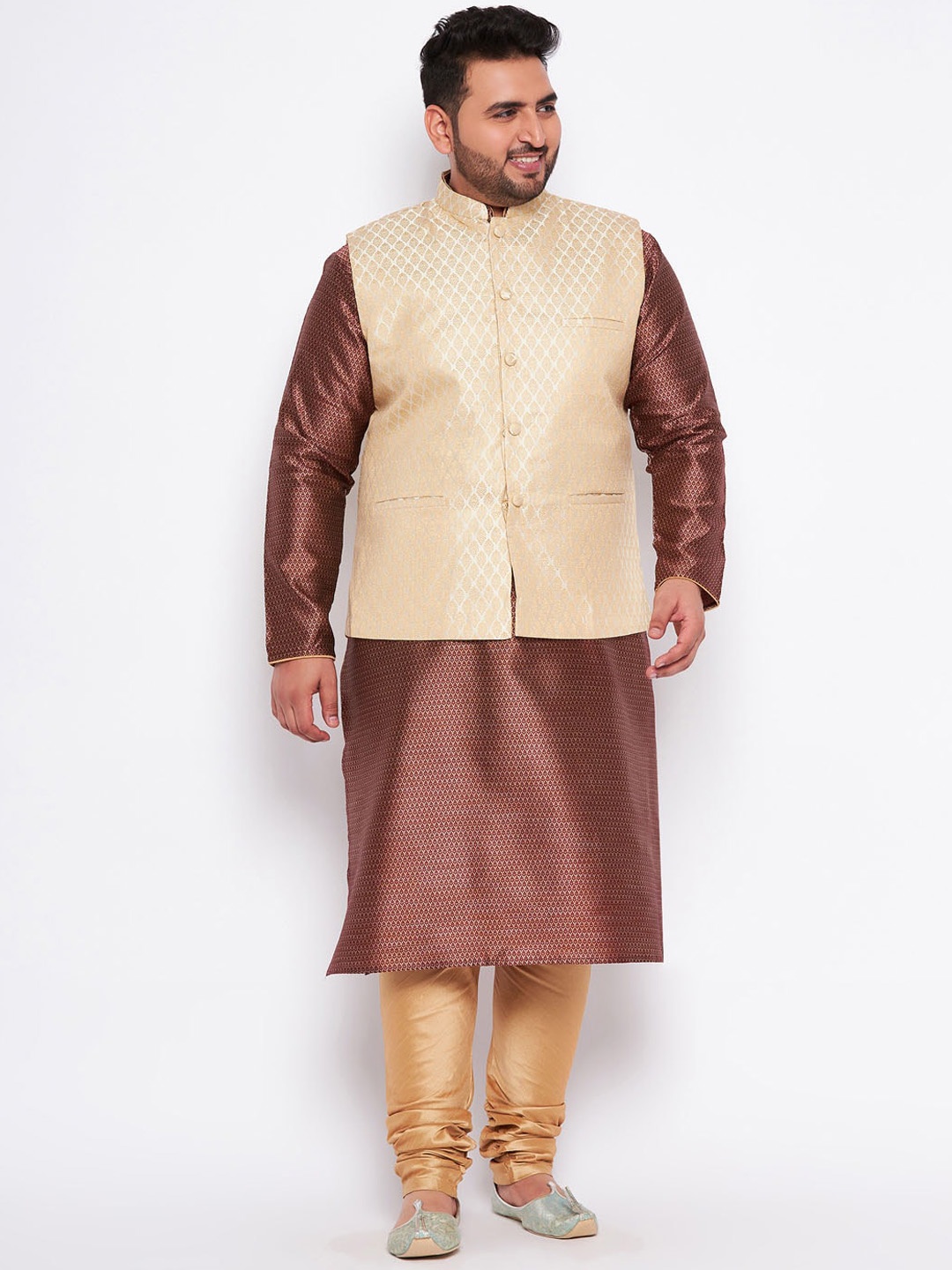 

VASTRAMAY Plus Size Mandarin Collar Regular Kurta & Churidar With Nehru Jacket, Maroon