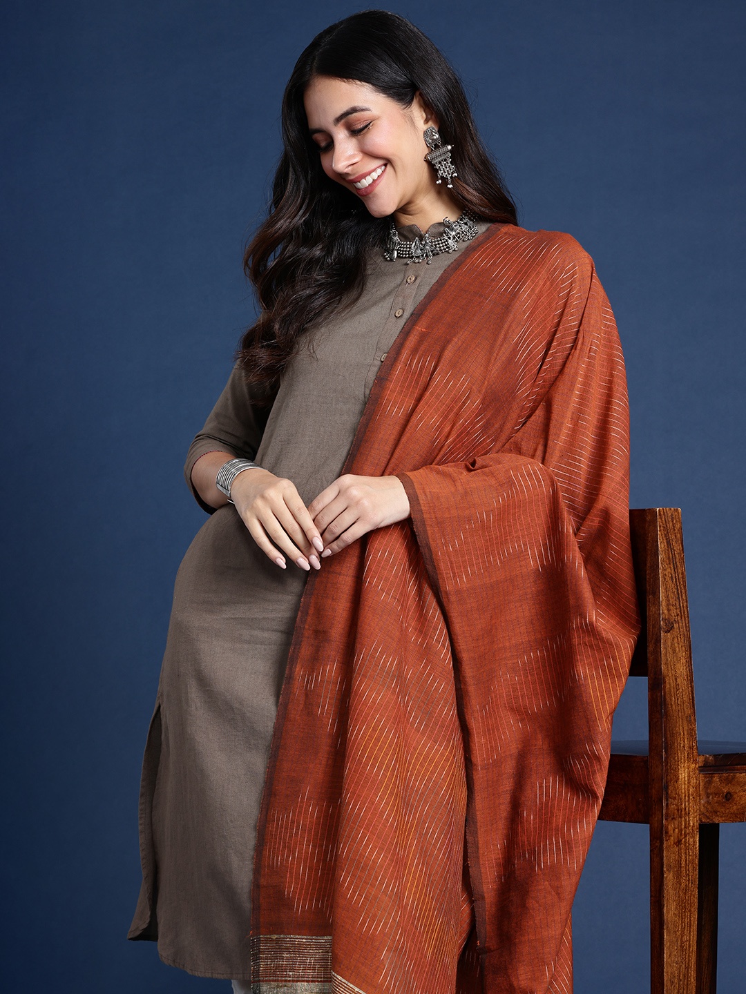 

Taavi Woven Design Pure Cotton Dupatta, Rust