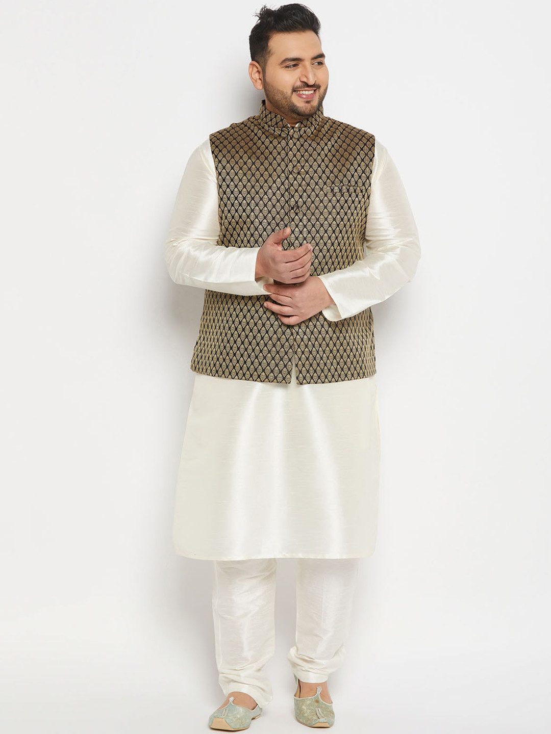 

VASTRAMAY Men Plus Size Mandarin Collar Regular Kurta & Churidar With Nehru Jacket, Cream