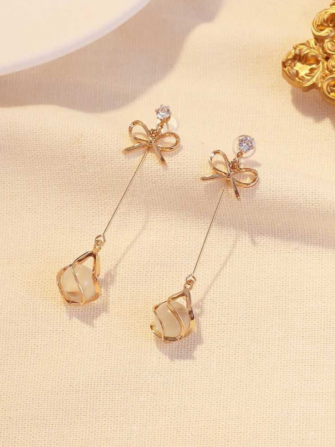 

SALTY Stone Studded Jewellery Set, Gold