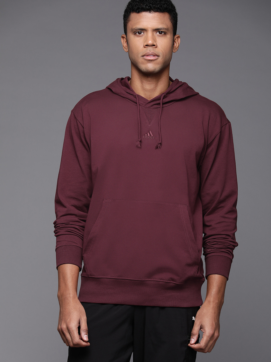 

ADIDAS Unisex Hooded Sweatshirt, Maroon
