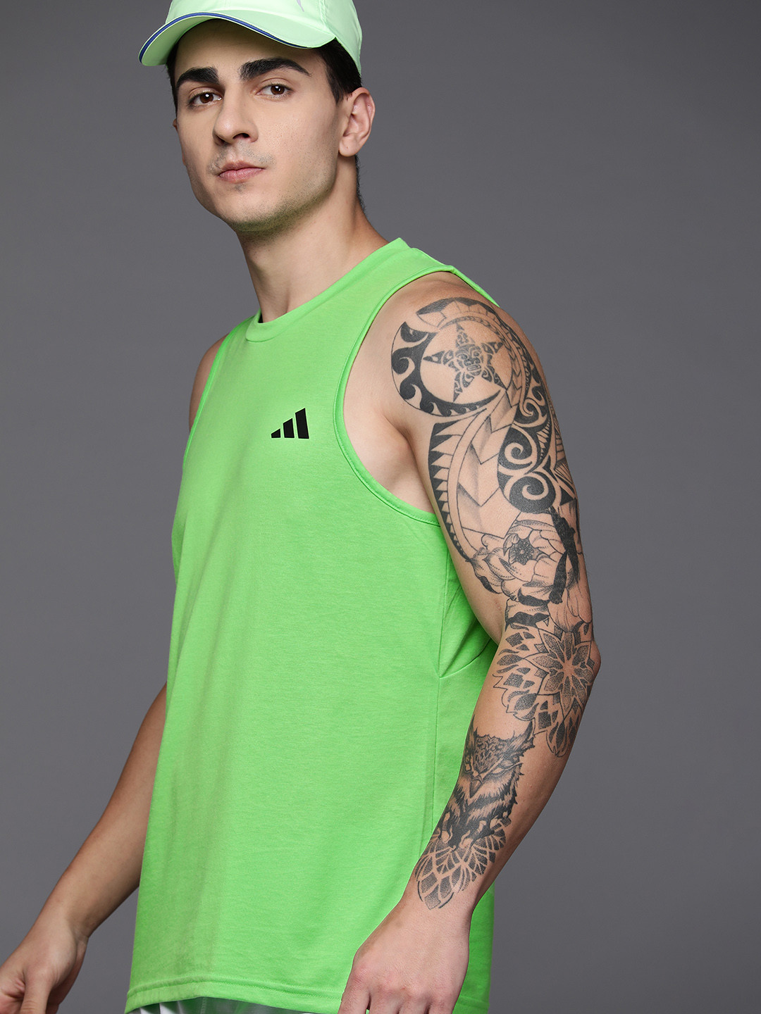 

ADIDAS Men Slim Fit Train Essentials T-shirt, Green
