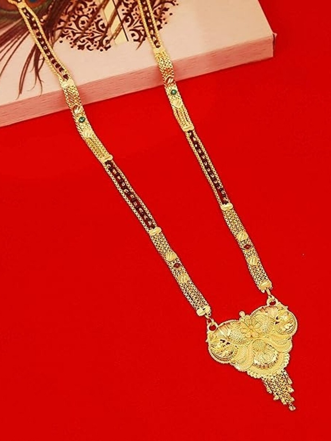 

MANSIYAORANGE Gold-Plated Black Beaded Mangalsutra