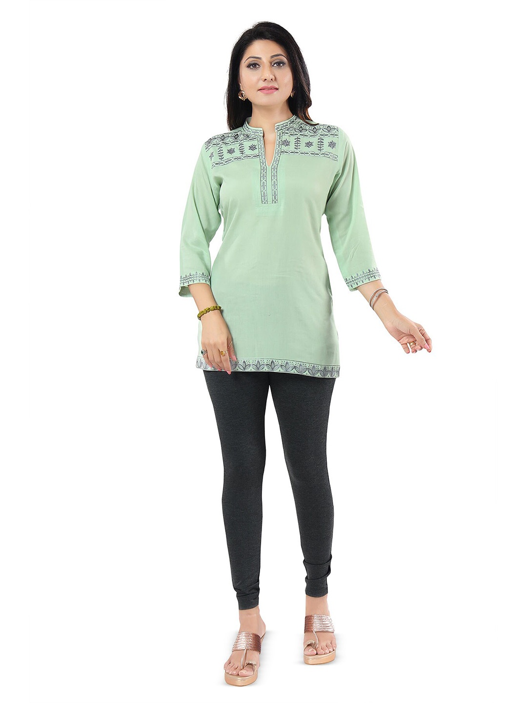 

keshubaba Mandarin Collar Floral Embroidered Tunic, Green