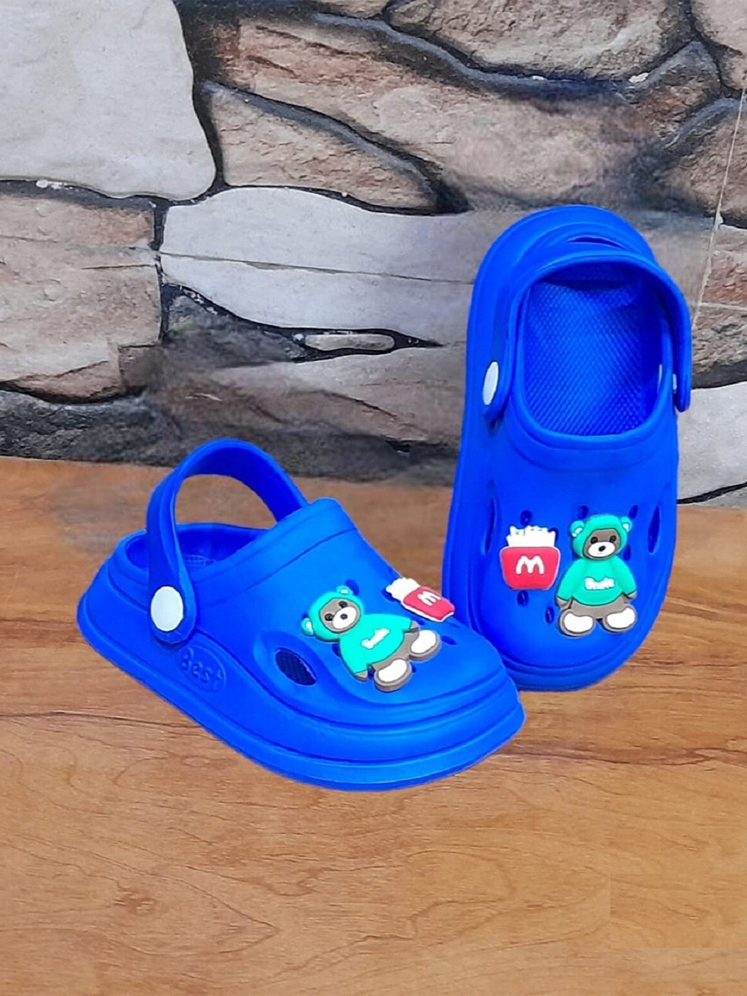 

BAESD Kids Applique Embellished Clogs, Blue