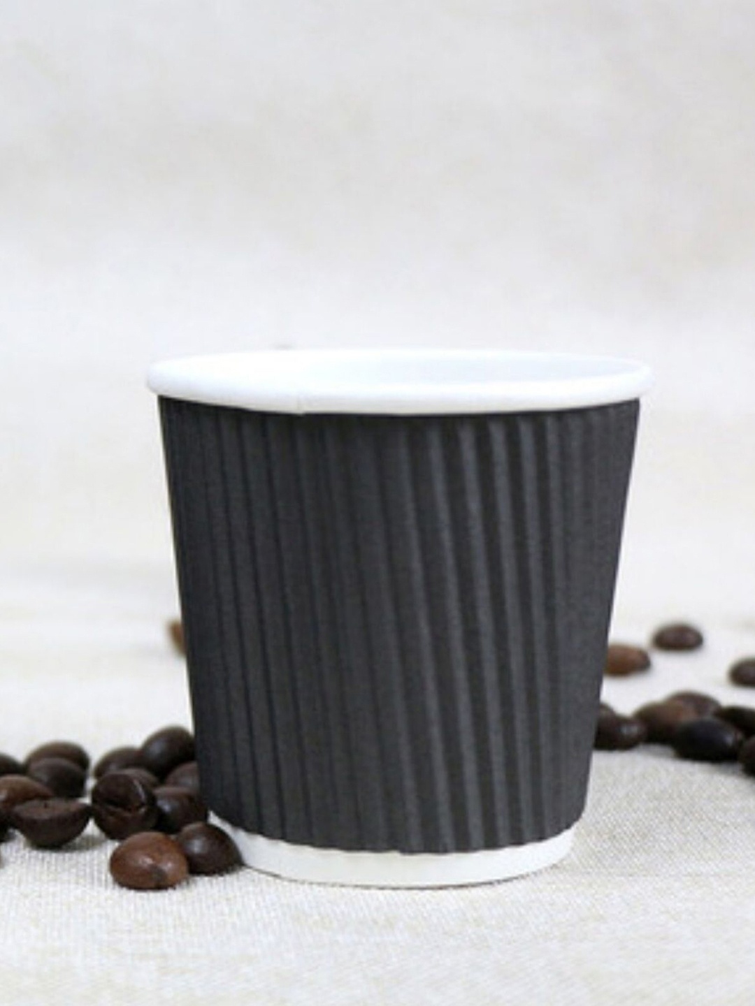 

COMFY PACKAGE Black & White 100 Pieces Textured Plastic Matte Cups 130ml