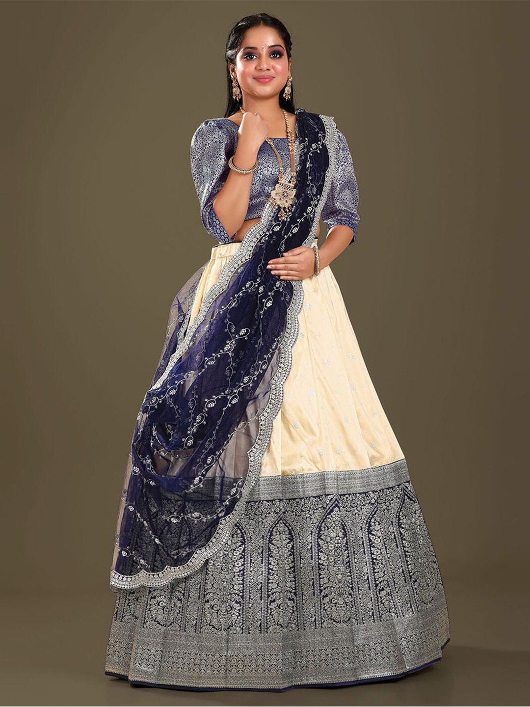 

HALFSAREE STUDIO Semi-Stitched Lehenga & Unstitched Blouse With Dupatta, Navy blue