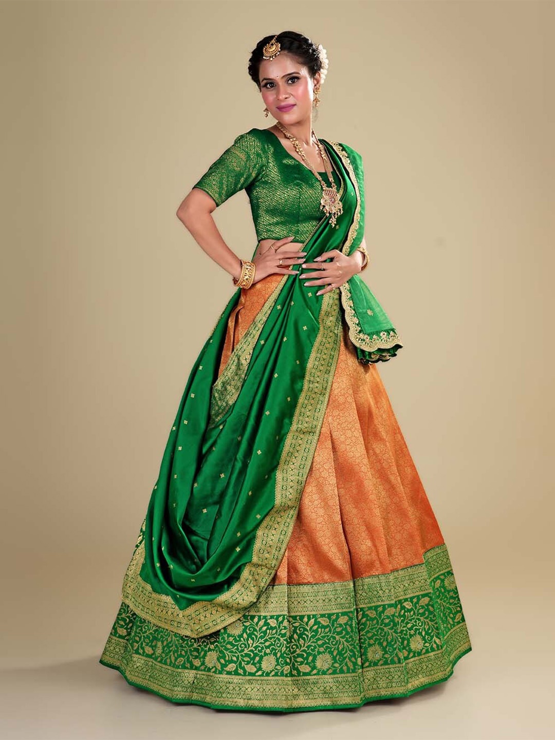 

HALFSAREE STUDIO Semi-Stitched Lehenga & Unstitched Blouse With Dupatta, Green