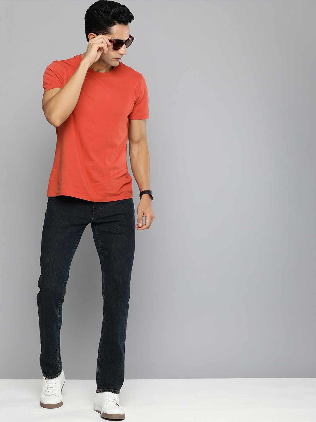 

Levis Men Slim Fit Light Fade Stretchable Jeans, Navy blue